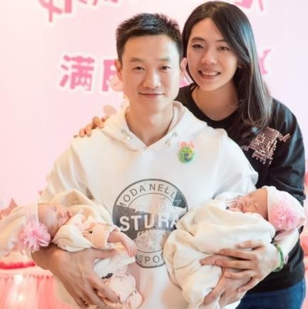 怀上二胎了,而且还是一对双胞胎,儿子杨阳洋还为自己的妹妹取了名字