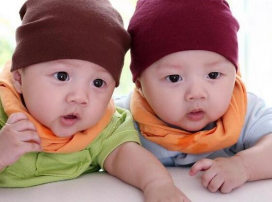 做试管婴儿移植两个胚胎是否就能够生双胞胎？